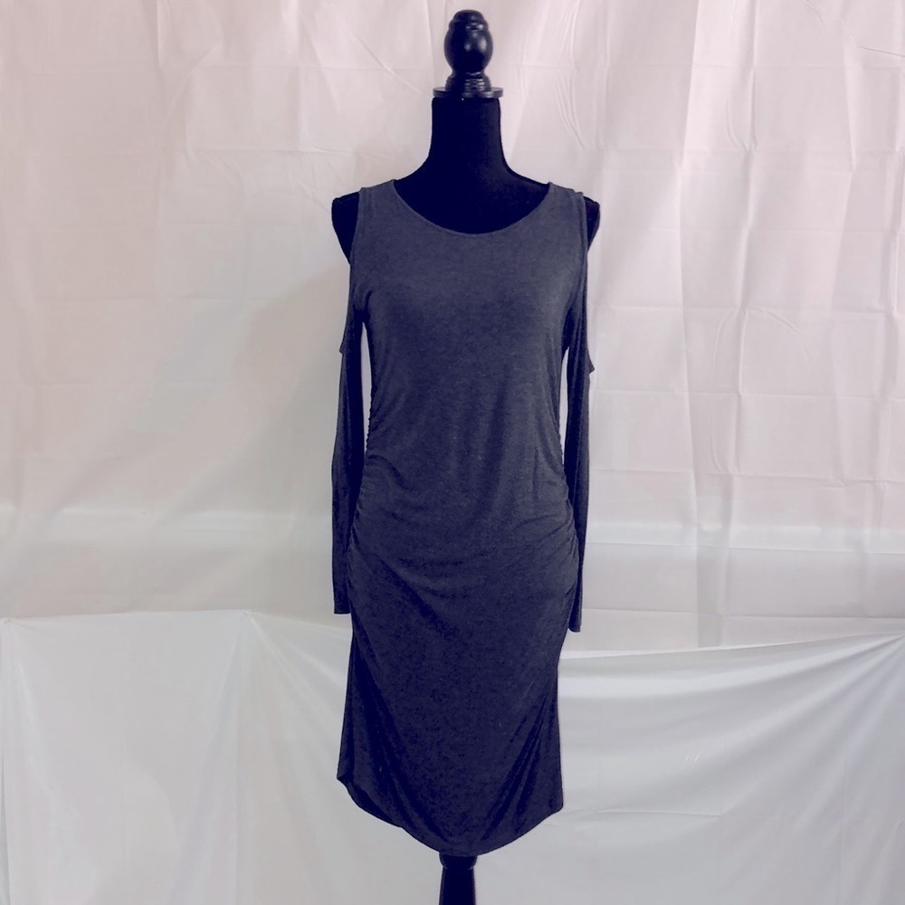 Olian Maternity Sweater Dress Size Medium